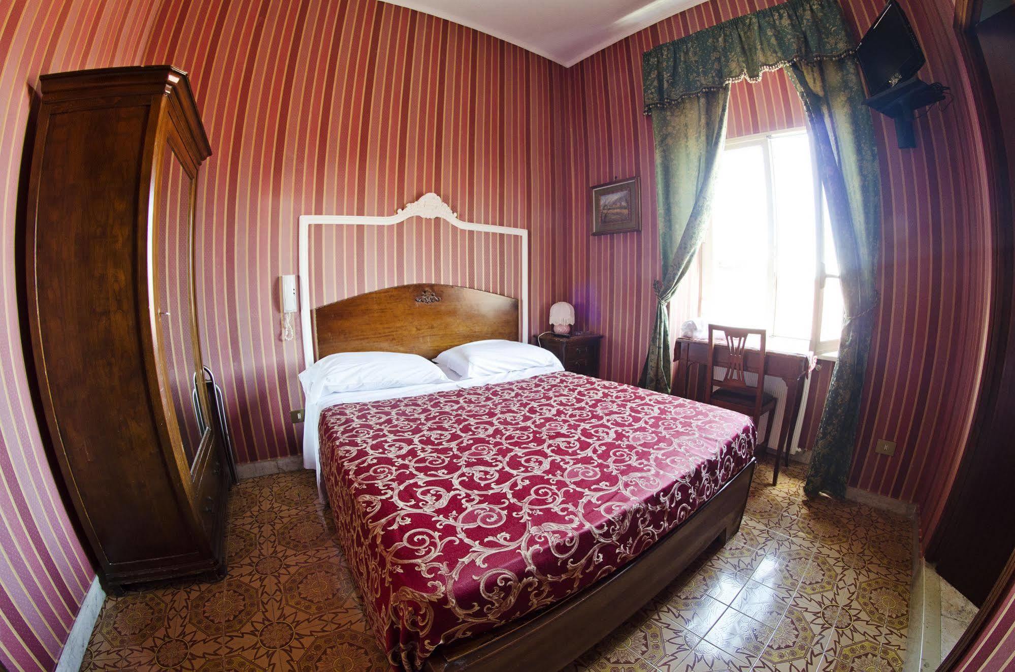 Hotel Villa Maria 나폴리 외부 사진
